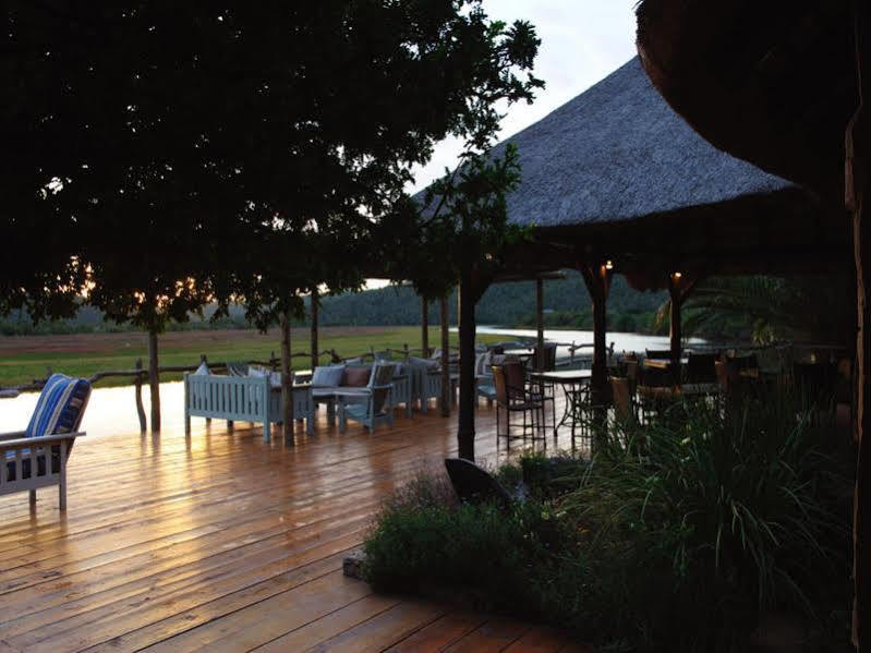 Kariega Game Reserve River Lodge Kenton on Sea Eksteriør bilde